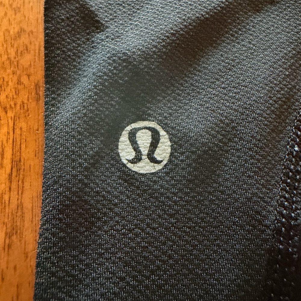 Lululemon Black Capri Cropped Leggings Size 6 - Picture 5 of 9